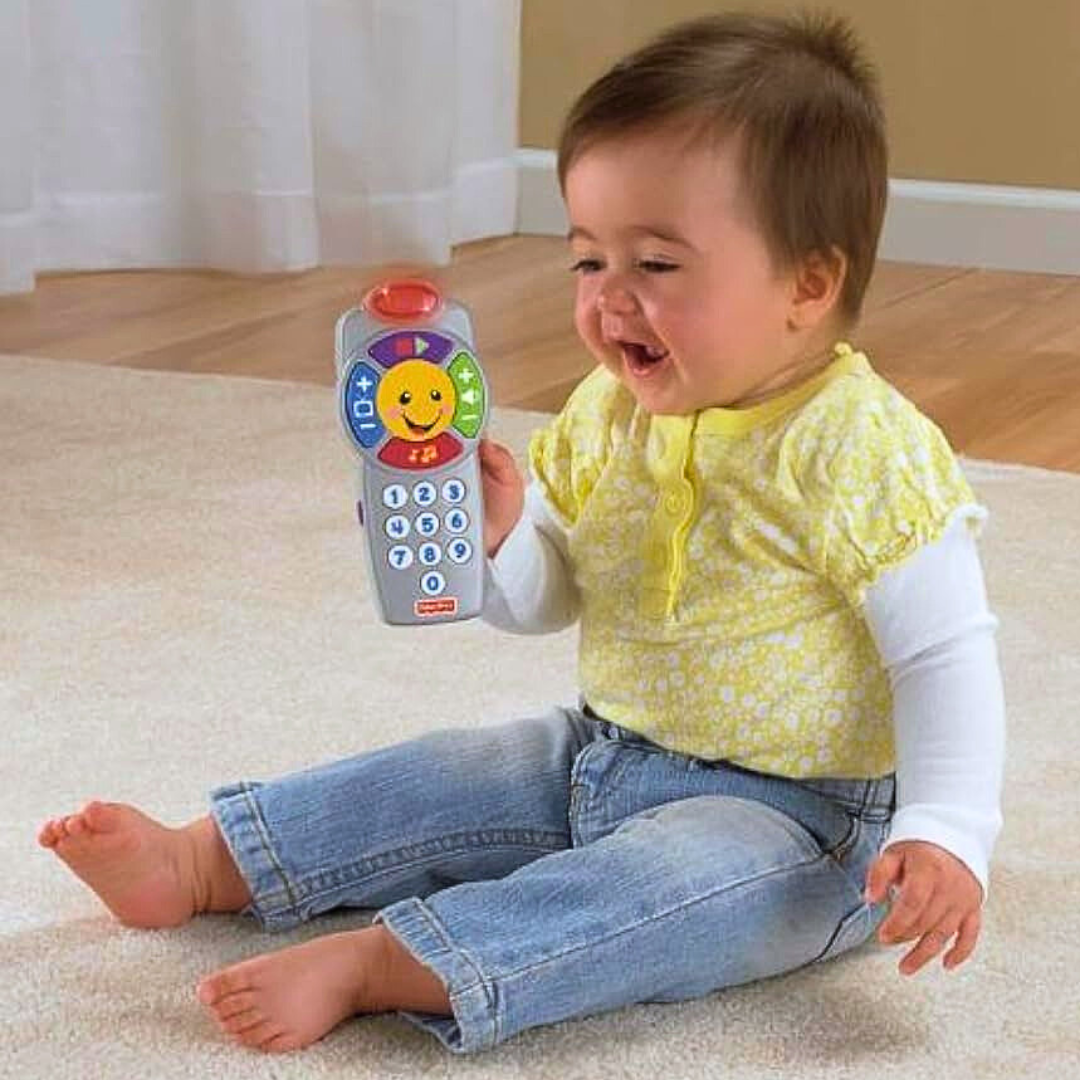 Fisher-Price Laugh & Learn Smart Remote – Educational Baby Toy with Lights, Music & Numbers