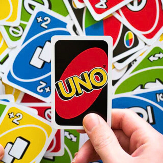 UNO Classic Card Game – Family Fun for 2–10 Players