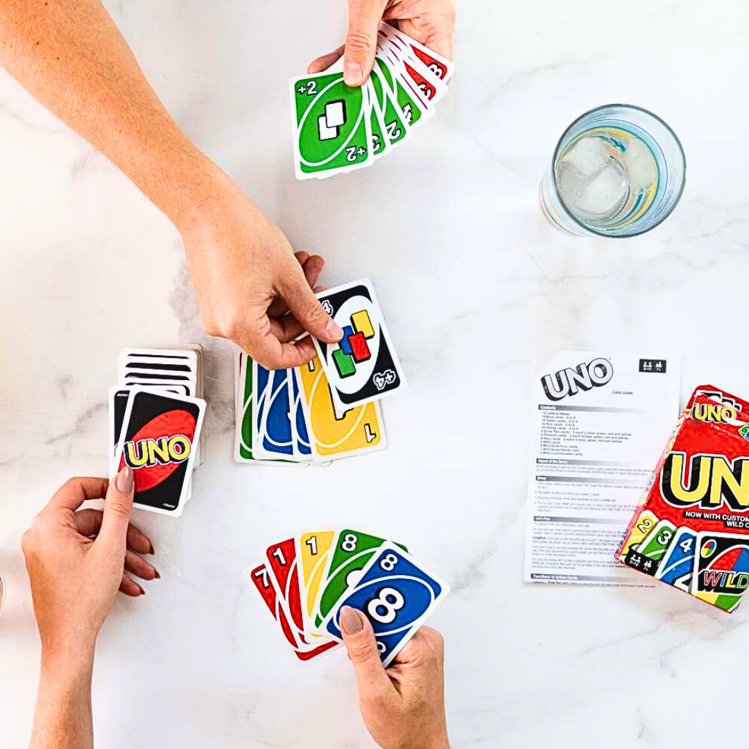 UNO Classic Card Game – Family Fun for 2–10 Players
