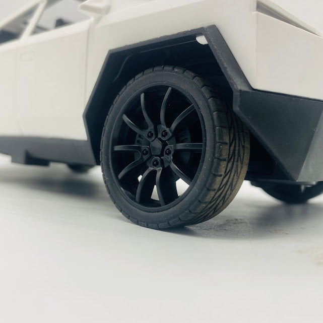 Remote Control Electric Tesla with Rechargeable Battery